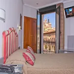 Tibur Отель