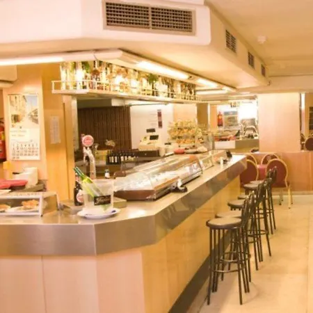 Tibur Hotel