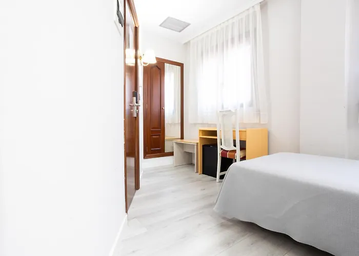 Hotell Tibur Zaragoza